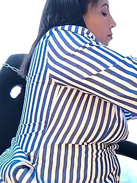 Snapshot of Mrsvictoriaaa chatting on February 28, 2026, 7:24 pm Mrsvictoriaaa online show from February 28, 2026, 7:24 pm