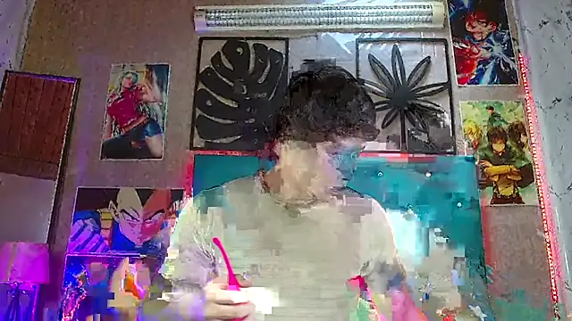 LiamAndrewzz online show from December 4, 2025, 7:24 pm