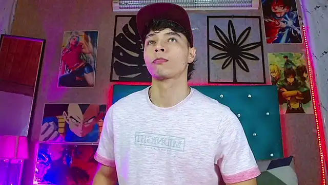 LiamAndrewzz online show from March 6, 2026, 3:34 am