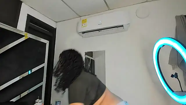 Snapshot of Rubyxht chatting on December 20, 2025, 12:41 pm Rubyxht online show from December 20, 2025, 12:41 pm