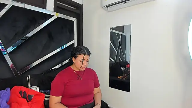 Rubyxht online show from February 13, 2026, 12:49 pm