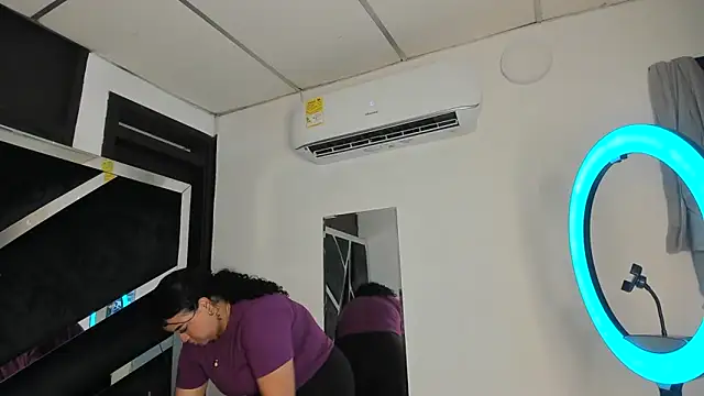 Rubyxht online show from February 19, 2026, 12:57 pm