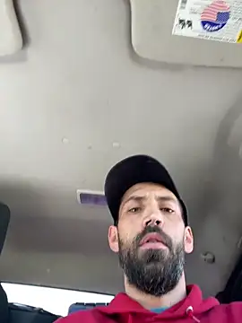 Snapshot of QueenM3 chatting on September 8, 2025, 3:33 pm QueenM3 online show from September 8, 2025, 3:33 pm