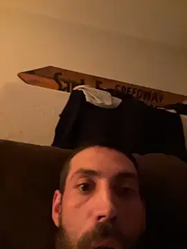 Snapshot of QueenM3 chatting on September 24, 2025, 6:42 am QueenM3 online show from September 24, 2025, 6:42 am