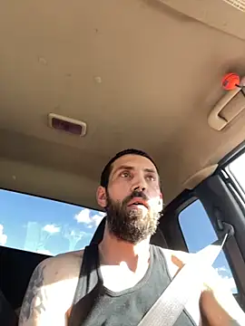 Snapshot of QueenM3 chatting on October 8, 2025, 3:46 pm QueenM3 online show from October 8, 2025, 3:46 pm