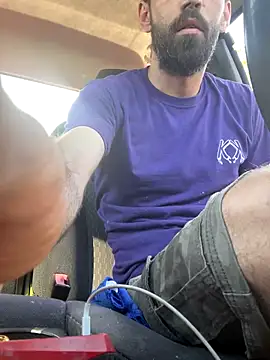 Snapshot of QueenM3 chatting on September 18, 2025, 9:07 pm QueenM3 online show from September 18, 2025, 9:07 pm