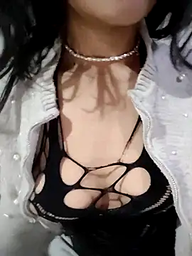 Snapshot of ElaRuil69 chatting on January 9, 2026, 2:29 am ElaRuil69 online show from January 9, 2026, 2:29 am