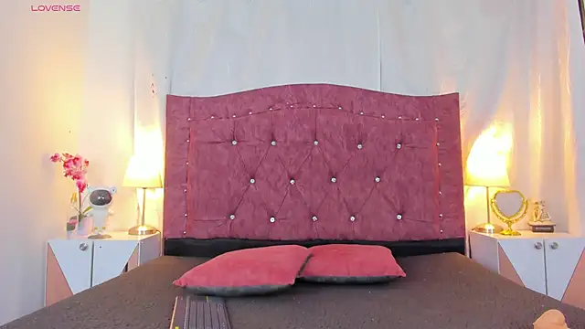 Snapshot of ValentinaGuerra chatting on November 27, 2025, 1:50 am ValentinaGuerra online show from November 27, 2025, 1:50 am