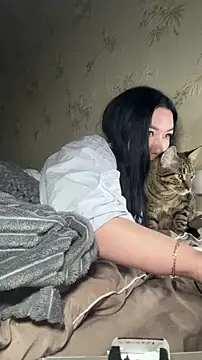 Naughtbaby 2025 online show from March 13, 2026, 3:00 am