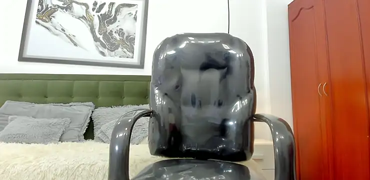 Johann sex online show from May 8, 2026, 5:39 pm