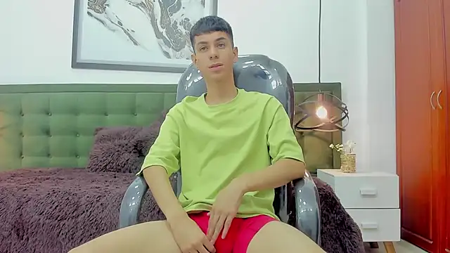 Snapshot of Johann_sex chatting on October 15, 2025, 2:14 pm Johann sex online show from October 15, 2025, 2:14 pm