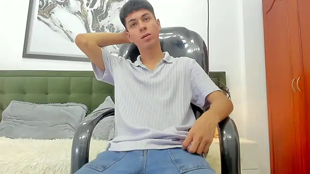 Johann sex online show from May 12, 2026, 5:19 pm