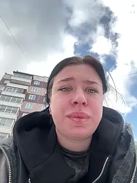 AlishaPrettyBlade online show from February 11, 2026, 7:41 am