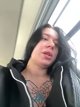 AlishaPrettyBlade online show from March 8, 2026, 10:40 am