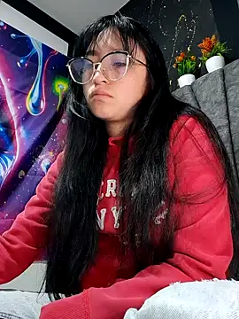 Snapshot of Arielle_lov chatting on October 21, 2025, 11:42 am Arielle lov online show from October 21, 2025, 11:42 am
