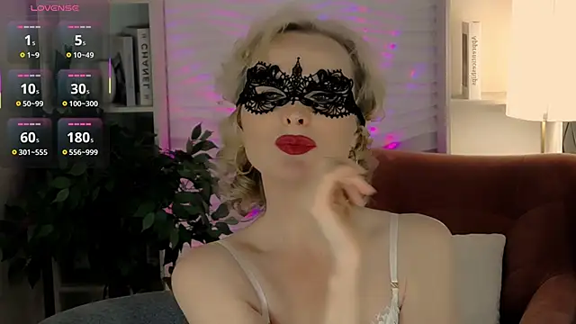 Sandra Kind online show from October 21, 2025, 6:02 am