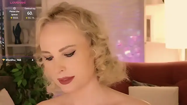 Snapshot of Sandra_Kind chatting on July 18, 2026, 5:27 am Sandra Kind online show from July 18, 2026, 5:27 am