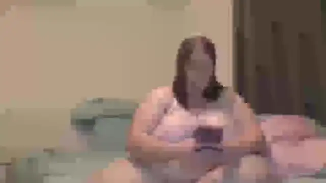 Snapshot of BubblyMoonie chatting on February 28, 2025, 2:09 am BubblyMoonie online show from February 28, 2025, 2:09 am