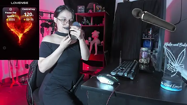 OnyxDiosaGotica online show from October 20, 2025, 4:36 am