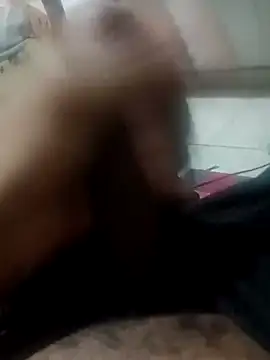 Snapshot of Delavia chatting on February 25, 2025, 1:20 am Delavia online show from February 25, 2025, 1:20 am