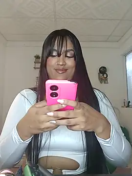 Snapshot of victoria_roussee chatting on November 30, 2025, 4:46 am victoria roussee online show from November 30, 2025, 4:46 am