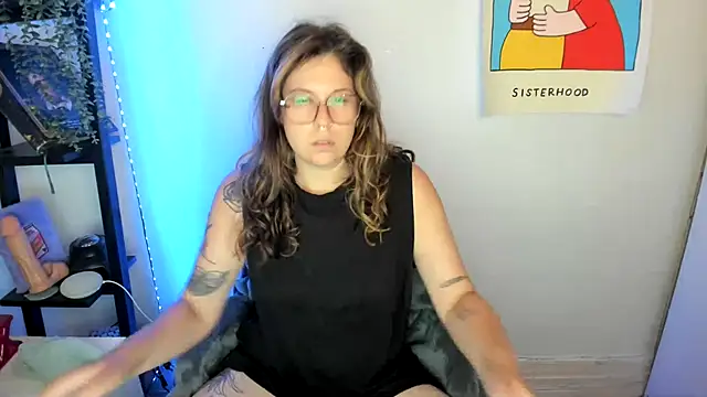 Snapshot of Rosiee69_ chatting on July 12, 2026, 11:00 am Rosiee69 online show from July 12, 2026, 11:00 am