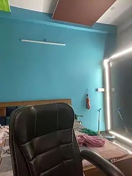 Sexy Madhuri Bhabhi online show from March 1, 2025, 12:12 pm