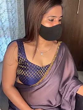 Sexy Madhuri Bhabhi online show from March 9, 2026, 6:17 am