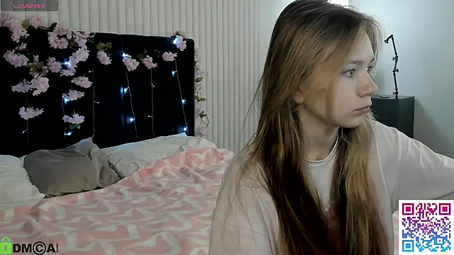 boozekirs  online show from October 8, 2025, 3:08 am