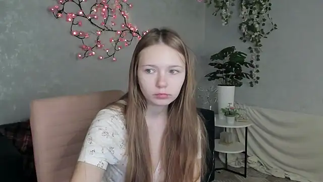 boozekirs  online show from November 13, 2025, 3:10 am