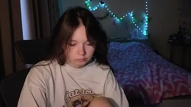 boozekirs  online show from February 19, 2026, 3:03 am