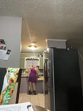 HTXBELLE online show from February 25, 2026, 2:34 am