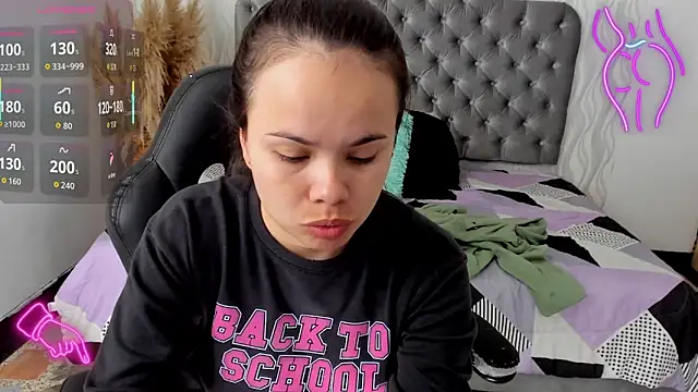 Kath latorre online show from November 16, 2025, 1:16 pm