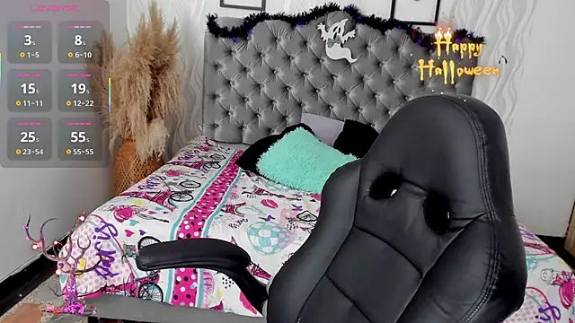 Kath latorre online show from October 18, 2025, 12:40 pm