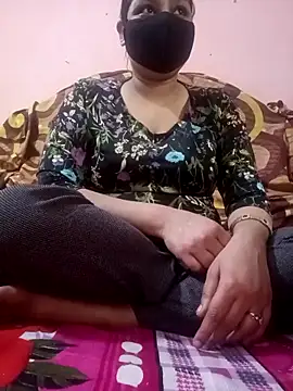 Snapshot of komalsharma1369 chatting on February 22, 2025, 11:02 am komalsharma1369 online show from February 22, 2025, 11:02 am