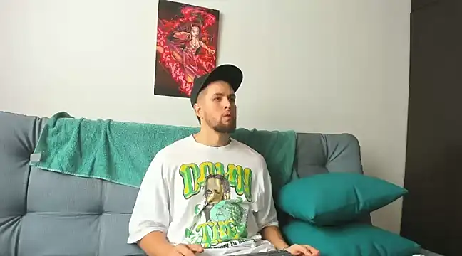 Snapshot of bastianwatson10 chatting on March 20, 2025, 3:58 pm bastianwatson10 online show from March 20, 2025, 3:58 pm