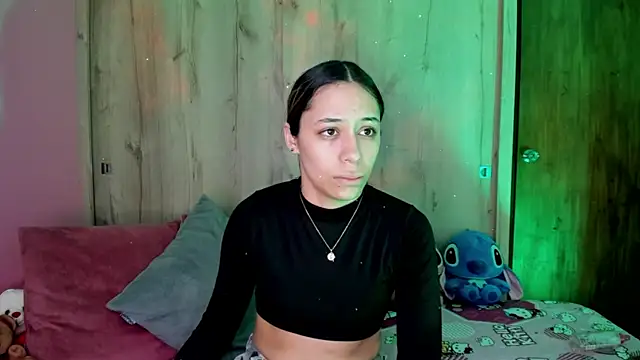 Snapshot of TANIA_06 chatting on June 1, 2026, 1:00 pm TANIA 06 online show from June 1, 2026, 1:00 pm