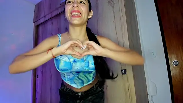 TANIA 06 online show from October 3, 2025, 1:45 pm