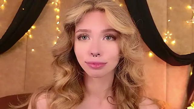 Sierra Fane online show from May 31, 2026, 5:57 am