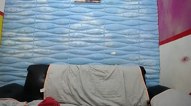 seigfried0 online show from March 14, 2025, 7:34 pm