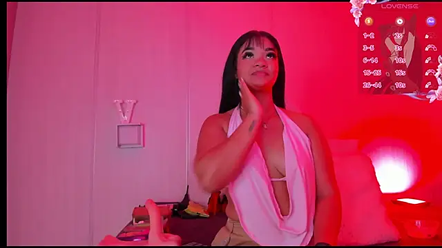 sasha riverss online show from October 23, 2025, 7:12 pm