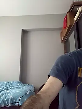 Snapshot of raskolnikovw chatting on February 1, 2026, 9:40 am raskolnikovw online show from February 1, 2026, 9:40 am