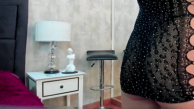 NahomyCarther online show from April 2, 2026, 10:16 pm