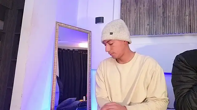 aron and paula online show from November 9, 2025, 5:00 am