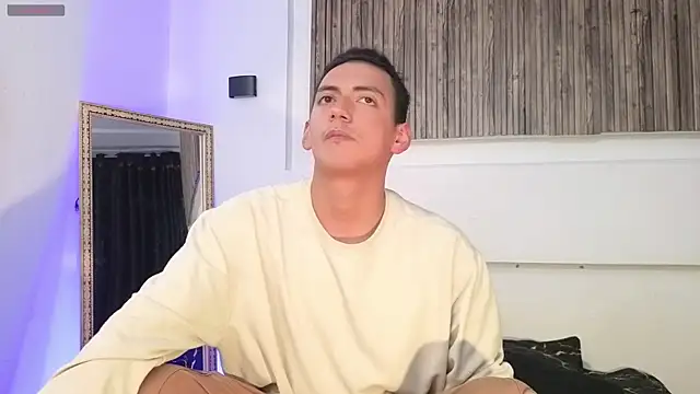 aron and paula online show from October 10, 2025, 5:19 am