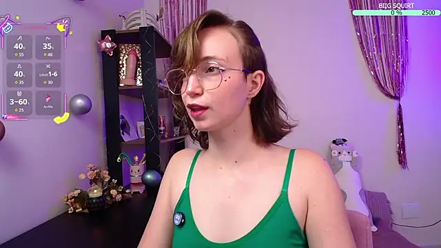 Snapshot of Elise_Nyx chatting on March 4, 2026, 2:36 pm Elise Nyx online show from March 4, 2026, 2:36 pm