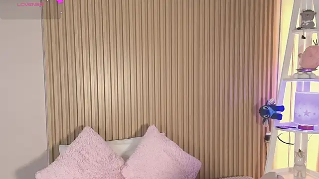 emily sweett24 online show from March 27, 2026, 12:17 pm