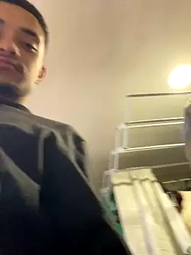 eross chipre  online show from October 12, 2025, 3:30 am