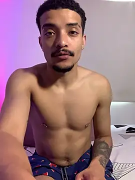 eross chipre  online show from December 1, 2025, 8:10 pm