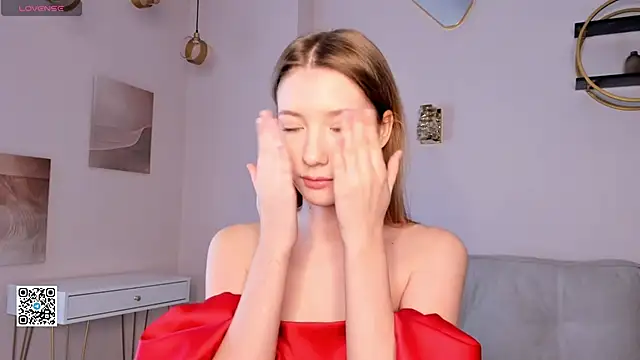 SunnivaCovil online show from March 5, 2025, 11:38 am